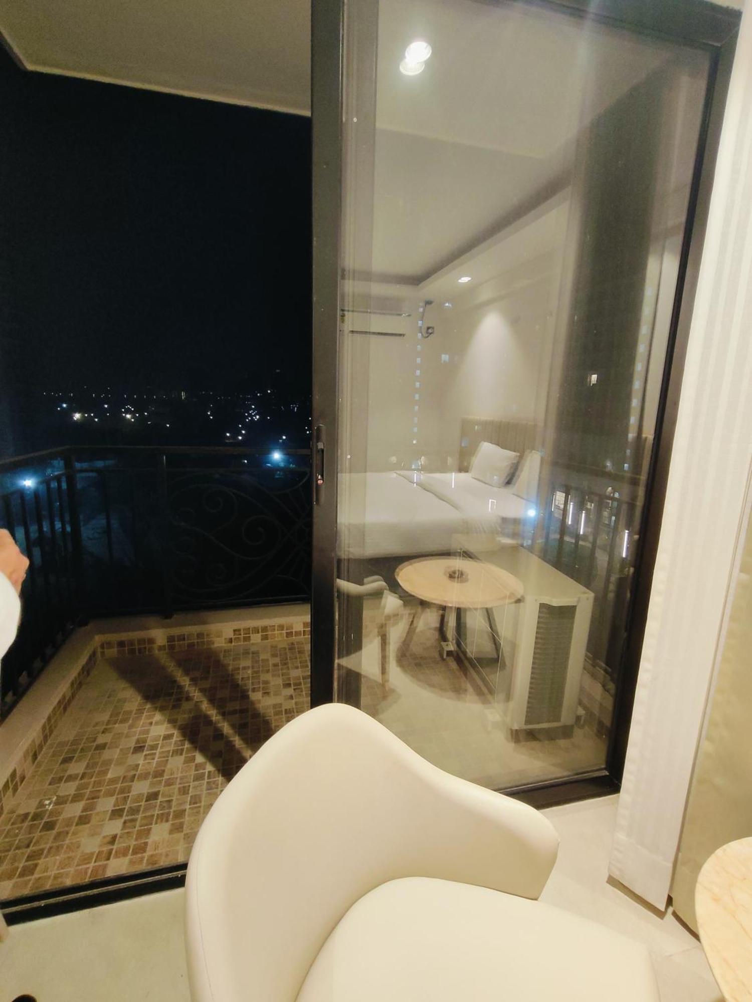 Hotel Maple Tree - Near Ekana Cricket Stadium - لاكناو المظهر الخارجي الصورة